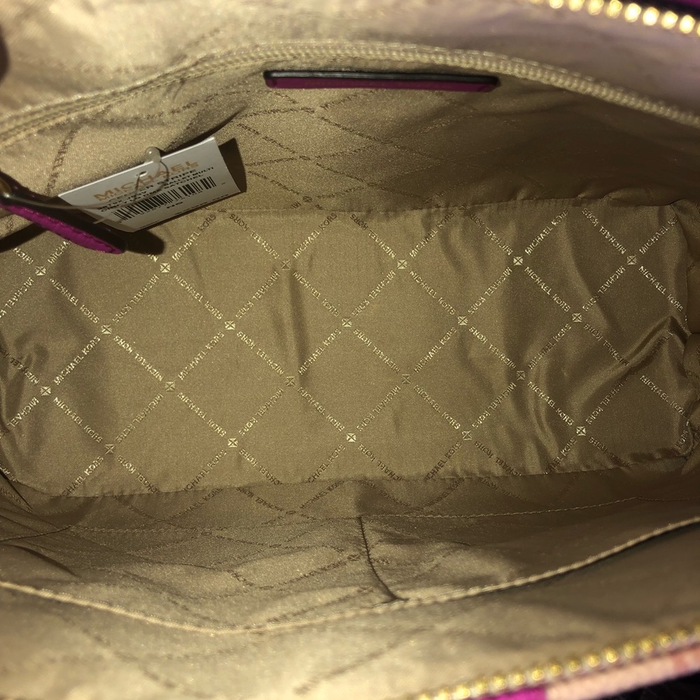 π Michael Kors Cindy Satchel With Clutch - Picture 6 of 8